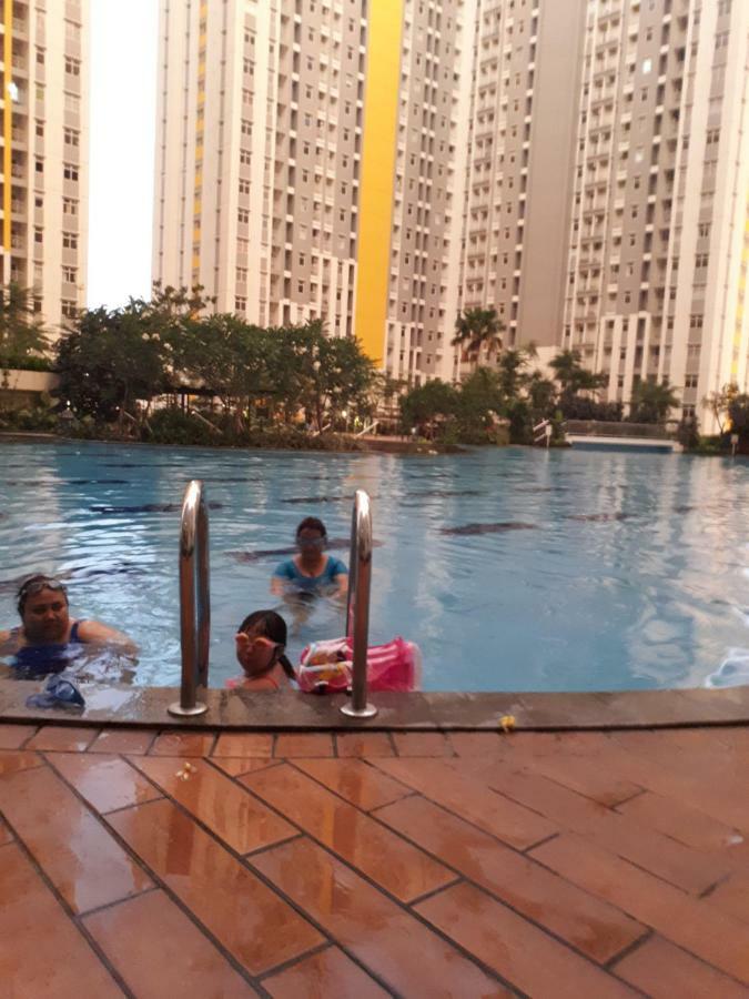 Apartemen Springlake Summarecon Bekasi-By Bu Johan Екстериор снимка